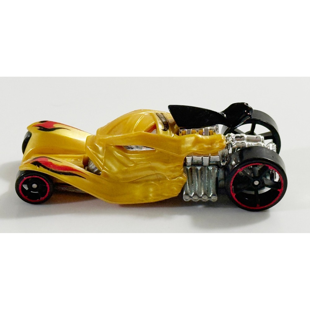 Hot Wheels Toy Car Kids 1:64 Gold Tomb Up Mummy Flame Diecast‎ 2009 Mattel